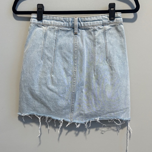 Showpo Light Denim Frayed Mini Skirt - Picture 4 of 5